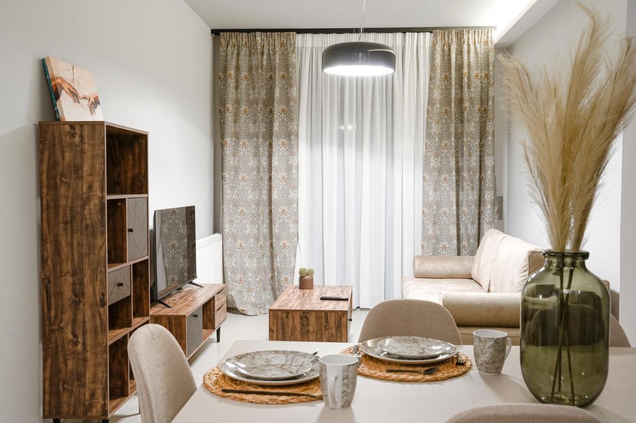 Quattro Luxury Apartments Tríkala エクステリア 写真
